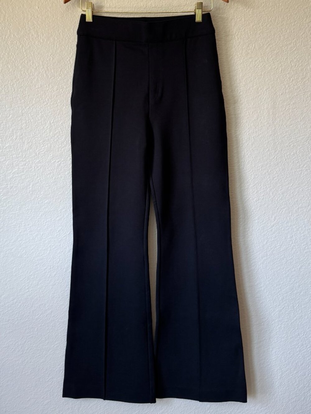 Spanx Ponte Flare Pant Black Sz Med 4 Way Stretch Pull On Smoothing Compression